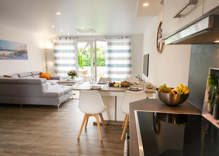 Semesterbostad Baltic Village - Vip Haus